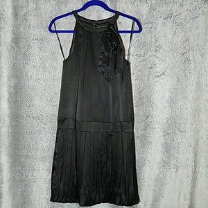 Last Chance - JAX black low waist silk dress Small E525
